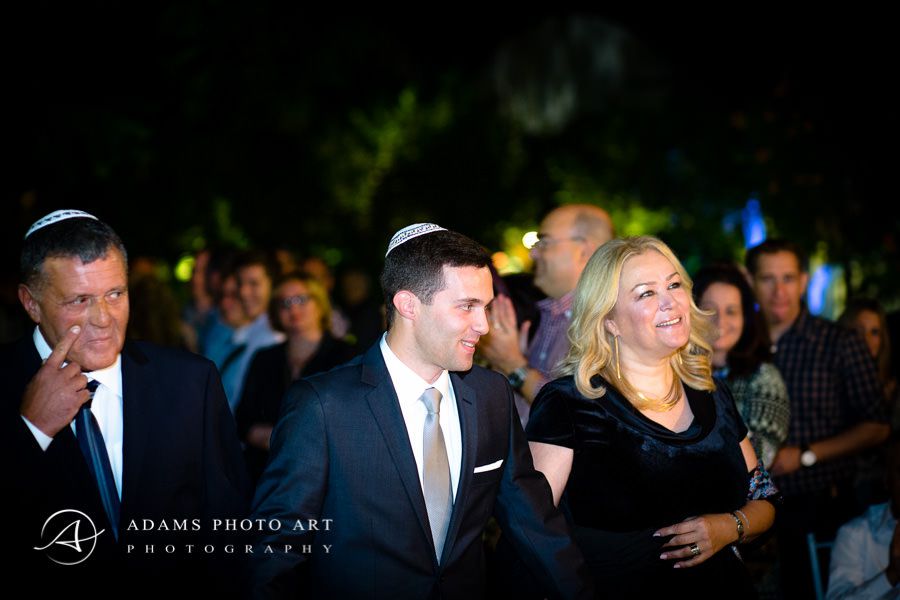 guests on the jewish wedding