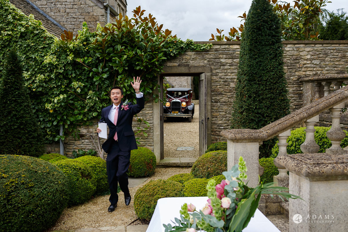 the lost orangery wedding photographer guest are welcomed and greeting