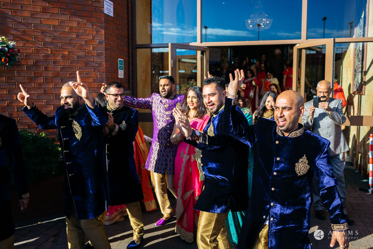 Hindu Wedding Premier Banqueting London Photos | Devina & Aakash 4