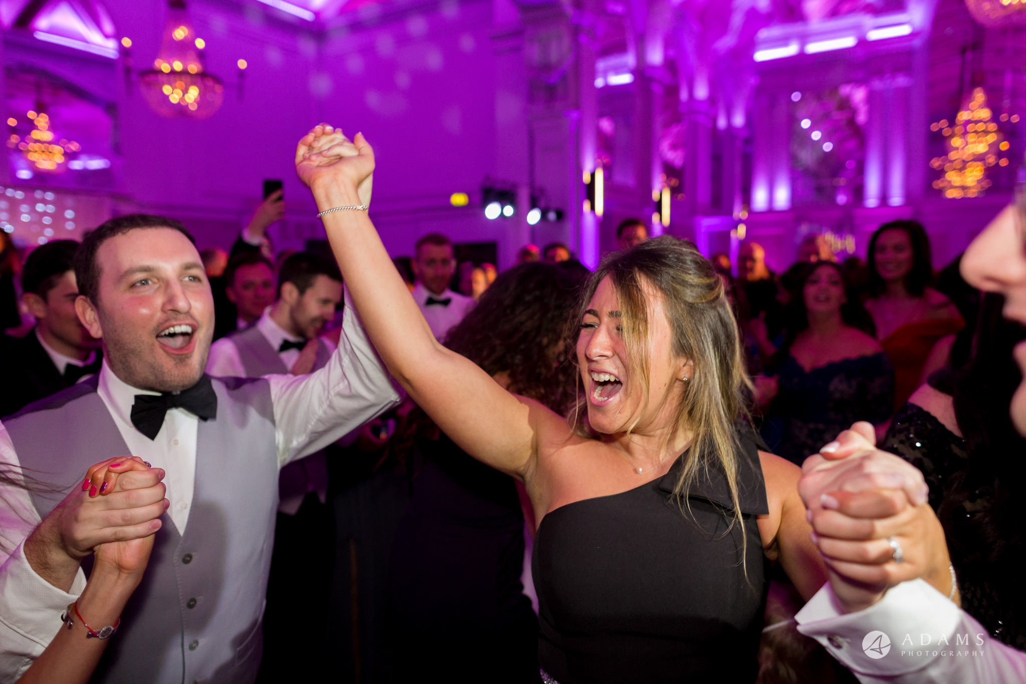 De Vere grand connaught rooms photographer guests have great time dancing