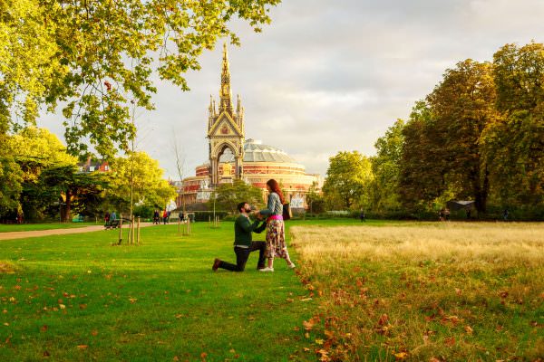 Engagement Proposal Photo in front of Albert Hall in Hyde Park London